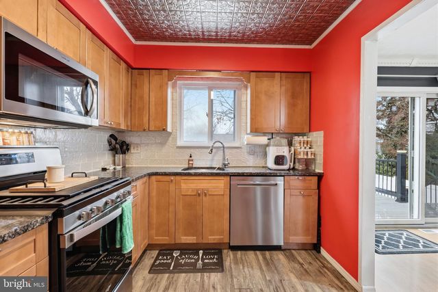 213 WELSFORD RD, Fairless Hills, PA 19030