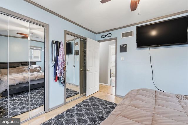 213 WELSFORD RD, Fairless Hills, PA 19030