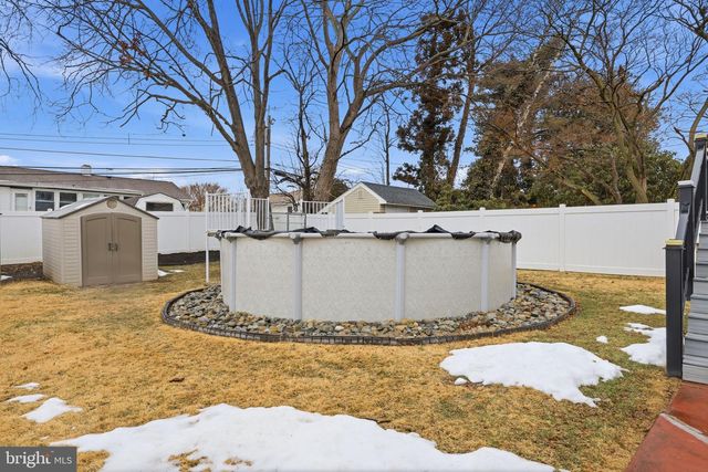 213 WELSFORD RD, Fairless Hills, PA 19030