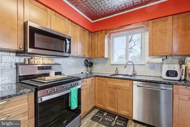 213 WELSFORD RD, Fairless Hills, PA 19030