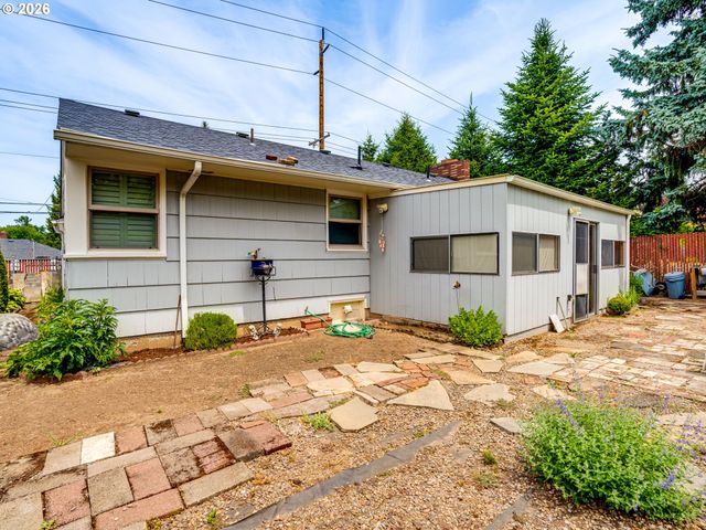 3616 Se HARVEY St, Milwaukie, OR 97222