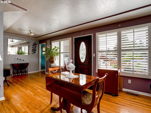 3616 Se HARVEY St, Milwaukie, OR 97222