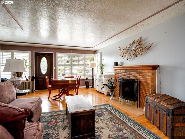 3616 Se HARVEY St, Milwaukie, OR 97222