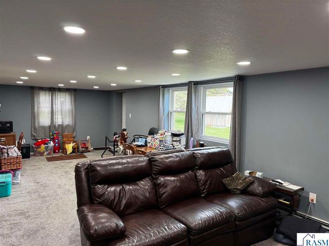 114 Capri Drive, Mankato, MN 56001