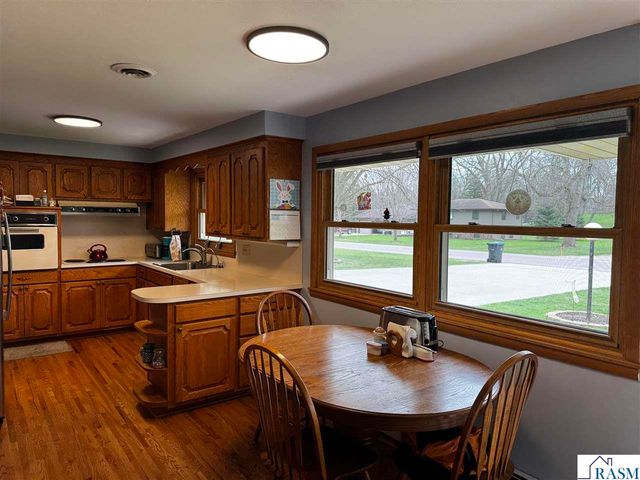 114 Capri Drive, Mankato, MN 56001