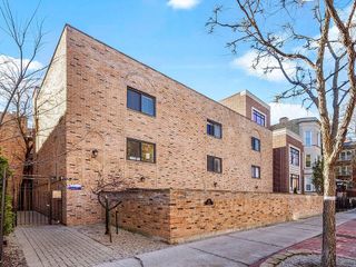 663 W MELROSE Street B, Chicago, IL 60657