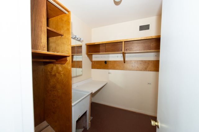 5300 S Shore Drive 111, Chicago, IL 60615