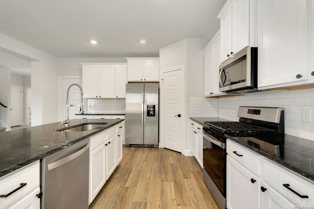 9427 Dassler Springs, Converse, TX 78109