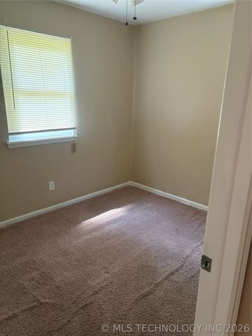 228 E Oklahoma Place, Tulsa, OK 74106