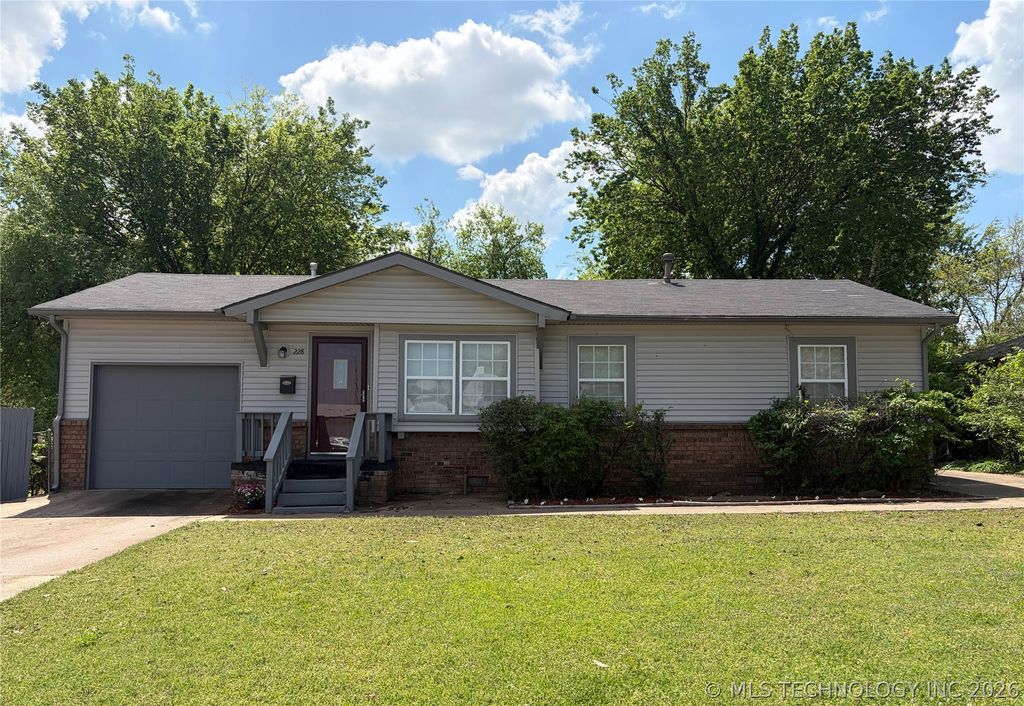 228 E Oklahoma Place, Tulsa, OK 74106