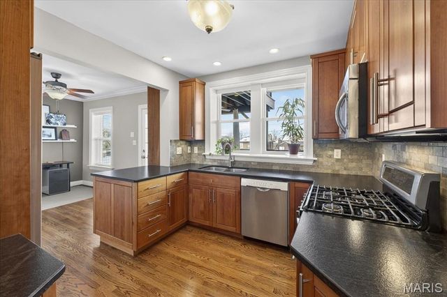 6221 Northwood Avenue 2W, St Louis, MO 63105