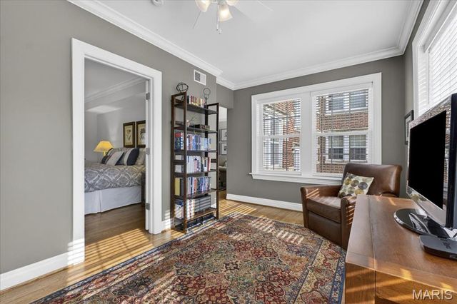 6221 Northwood Avenue 2W, St Louis, MO 63105