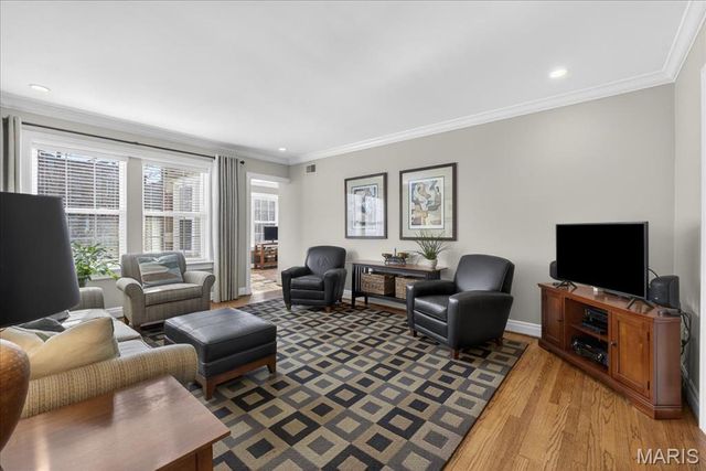 6221 Northwood Avenue 2W, St Louis, MO 63105