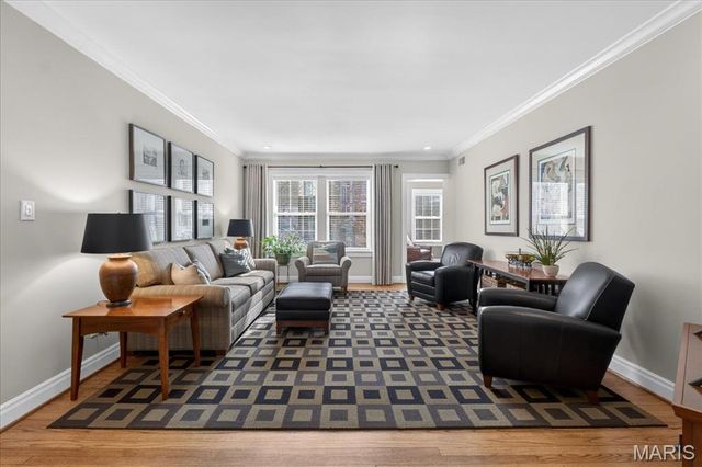 6221 Northwood Avenue 2W, St Louis, MO 63105