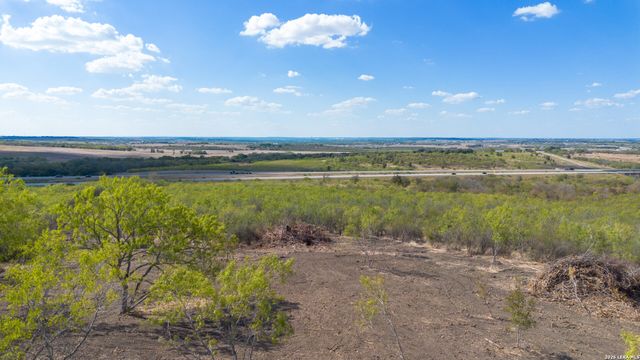 13004 FM 3353, Kingsbury, TX 78626