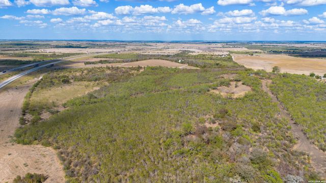 13004 FM 3353, Kingsbury, TX 78626