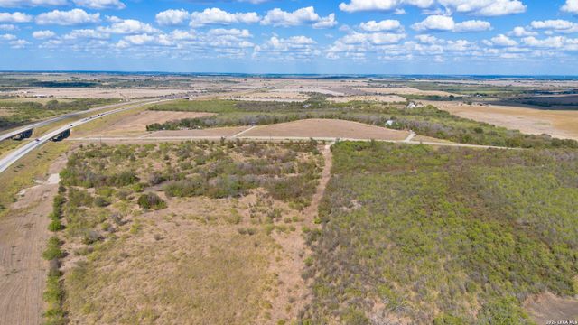 13004 FM 3353, Kingsbury, TX 78626