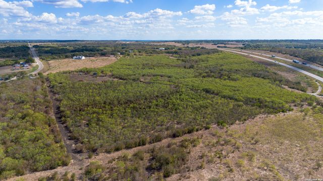 13004 FM 3353, Kingsbury, TX 78626
