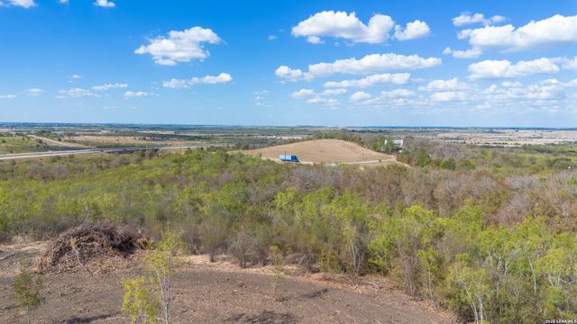 13004 FM 3353, Kingsbury, TX 78626
