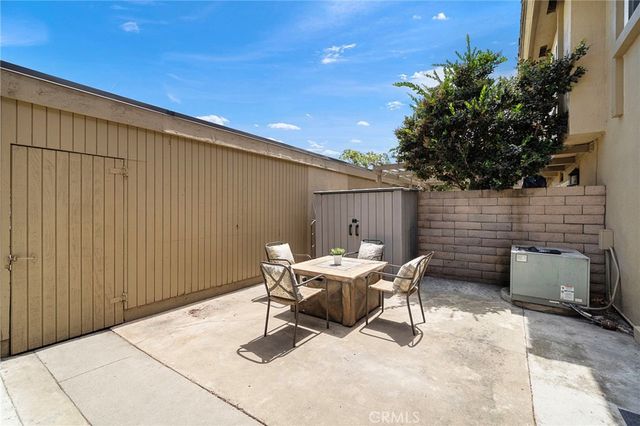 10290 Pinto River Court, Fountain Valley, CA 92708