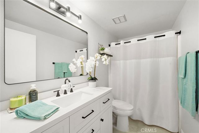 10290 Pinto River Court, Fountain Valley, CA 92708