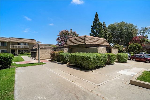 10290 Pinto River Court, Fountain Valley, CA 92708