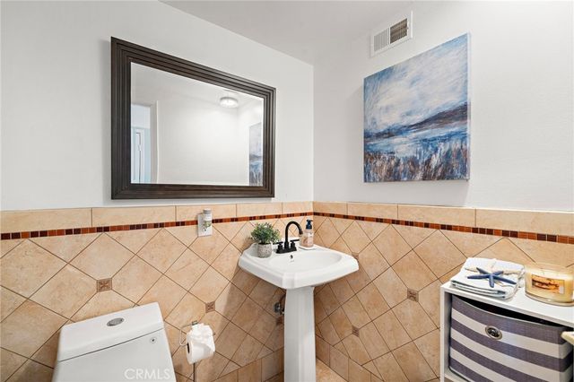 10290 Pinto River Court, Fountain Valley, CA 92708