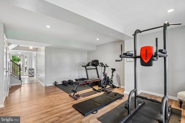 24 CLEMENS LN, Blackwood, NJ 08012