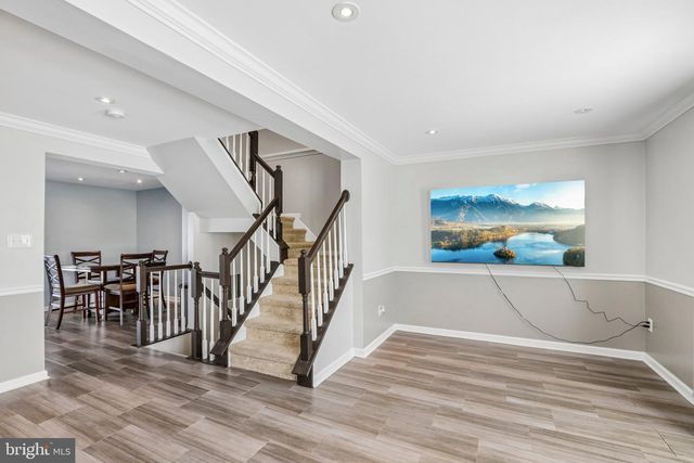 24 CLEMENS LN, Blackwood, NJ 08012
