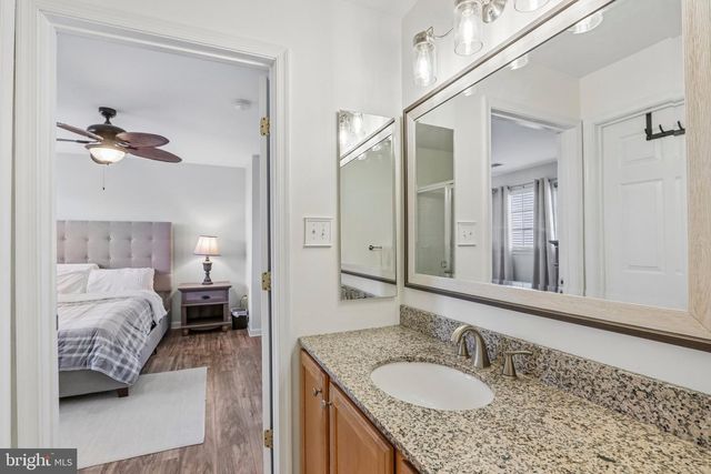 24 CLEMENS LN, Blackwood, NJ 08012