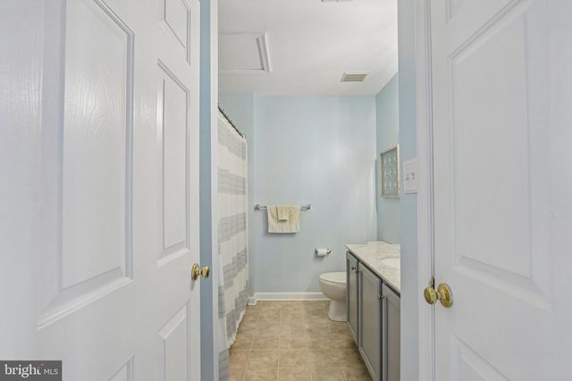24 CLEMENS LN, Blackwood, NJ 08012