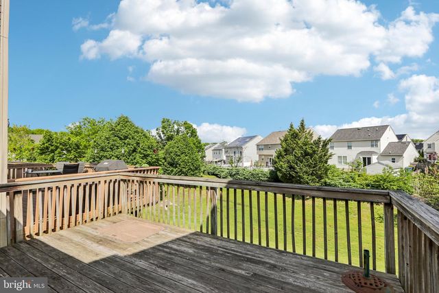 24 CLEMENS LN, Blackwood, NJ 08012