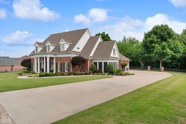 4221 Clubhouse Drive, Jonesboro, AR 72405
