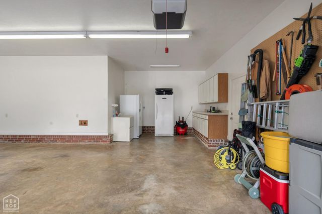 4221 Clubhouse Drive, Jonesboro, AR 72405