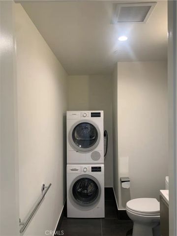 889 Francisco Street 2601, Los Angeles, CA 90017