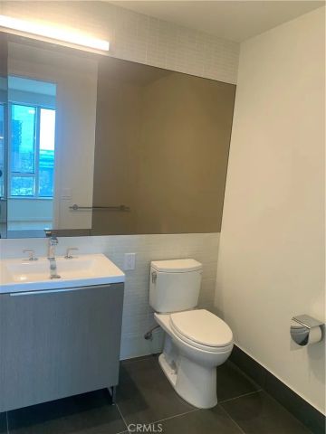 889 Francisco Street 2601, Los Angeles, CA 90017