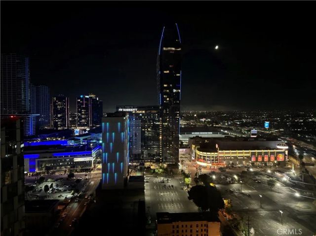 889 Francisco Street 2601, Los Angeles, CA 90017