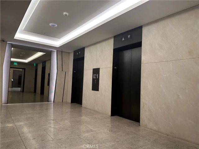 889 Francisco Street 2601, Los Angeles, CA 90017