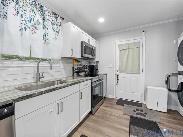 3 S Ivy Ave, Highland Springs, VA 23075