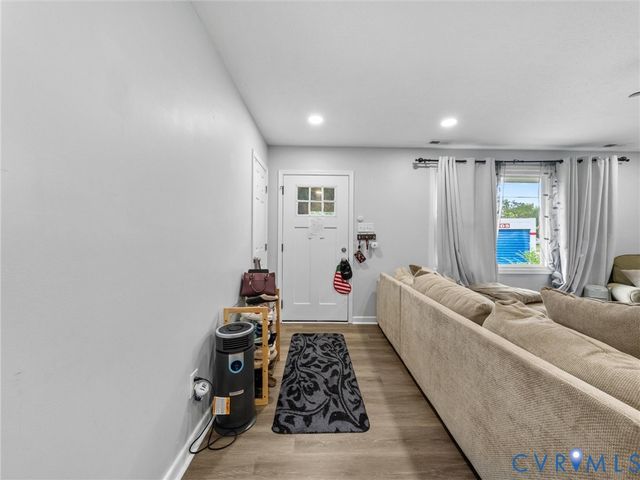 3 S Ivy Ave, Highland Springs, VA 23075