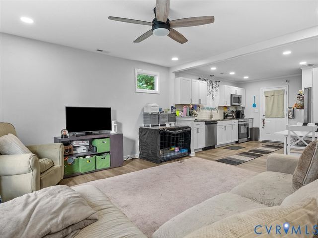 3 S Ivy Ave, Highland Springs, VA 23075