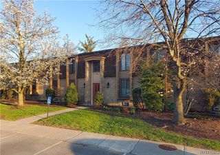 175 Charter Oaks Drive #2, Amherst, NY 14228