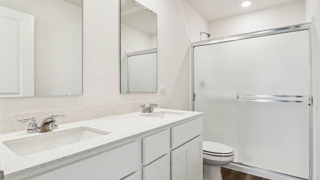 17394 Ulster Drive, Tinley Park, IL 60477