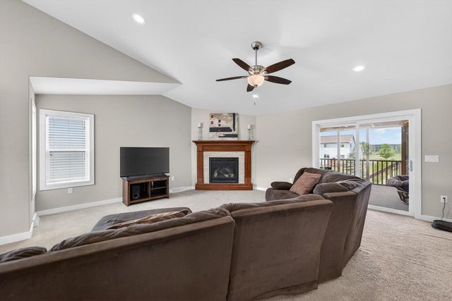 2846 Hazelnut Trail, Sun Prairie, WI 53590