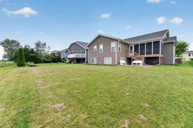 2846 Hazelnut Trail, Sun Prairie, WI 53590