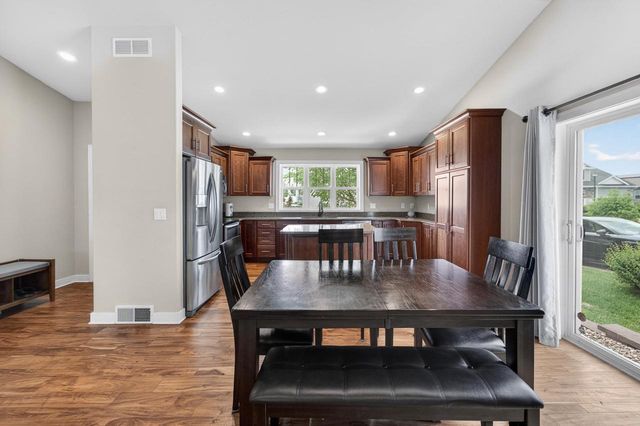 2846 Hazelnut Trail, Sun Prairie, WI 53590