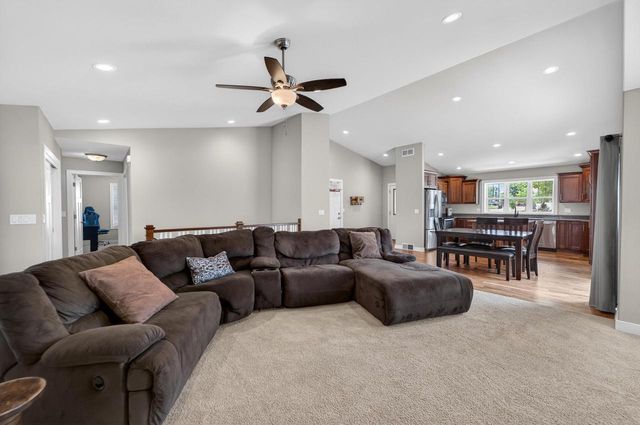 2846 Hazelnut Trail, Sun Prairie, WI 53590
