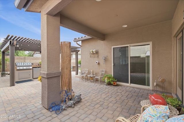 664 W MANGROVE Road, San Tan Valley, AZ 85140