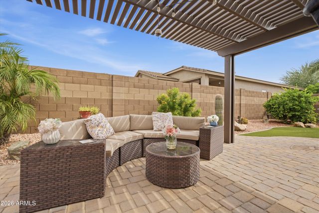664 W MANGROVE Road, San Tan Valley, AZ 85140