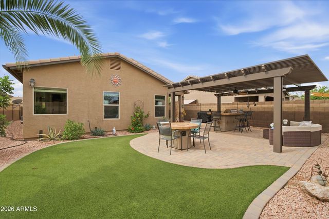 664 W MANGROVE Road, San Tan Valley, AZ 85140